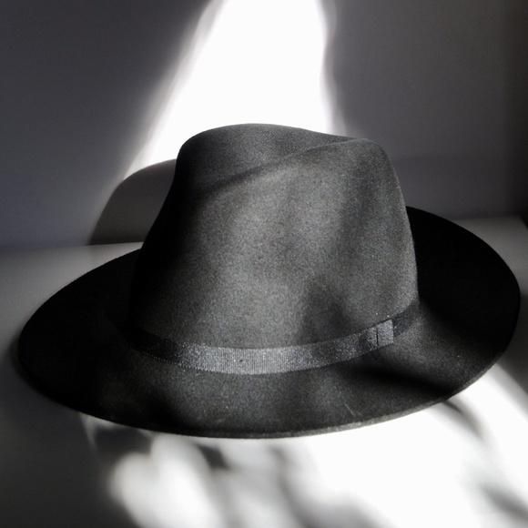 Black Fedora - Picture 1 of 2